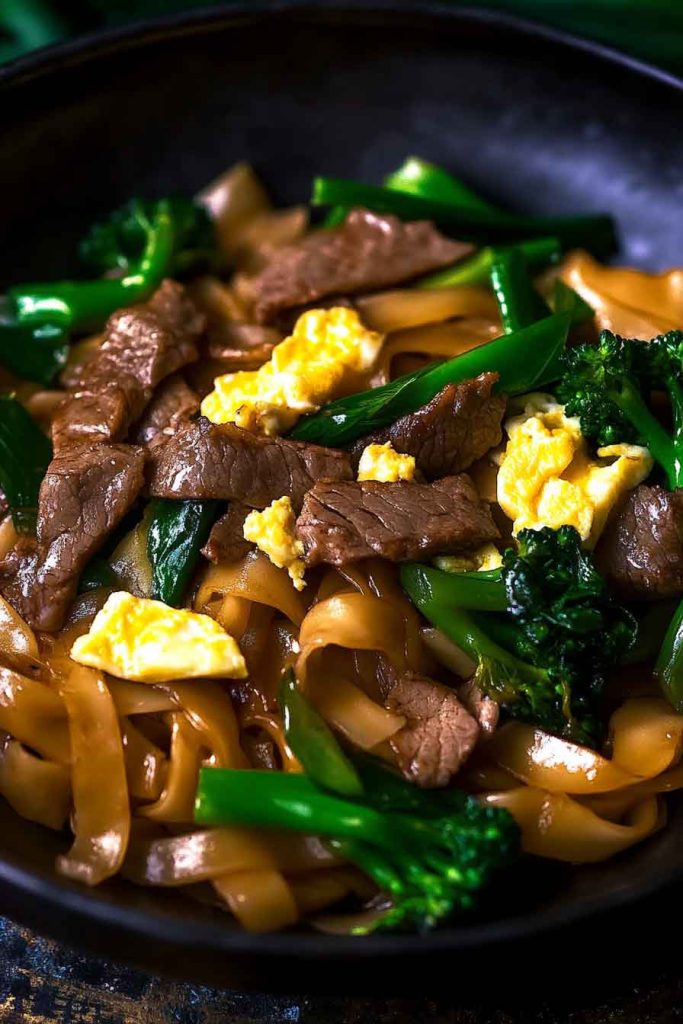 Storing Thai Pad See Ew Noodles